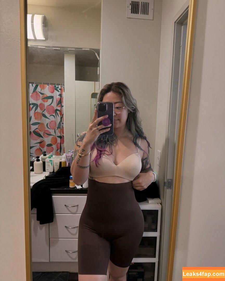 Stella Chung / ParallaxStella / therealparallaxstella leaked photo photo #1107