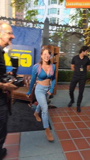 Stella Chung photo #1234