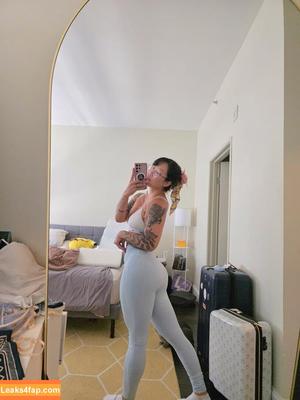 Stella Chung photo #1236