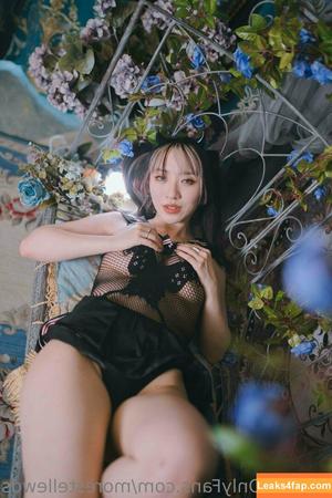 Stella Chuu photo #0443