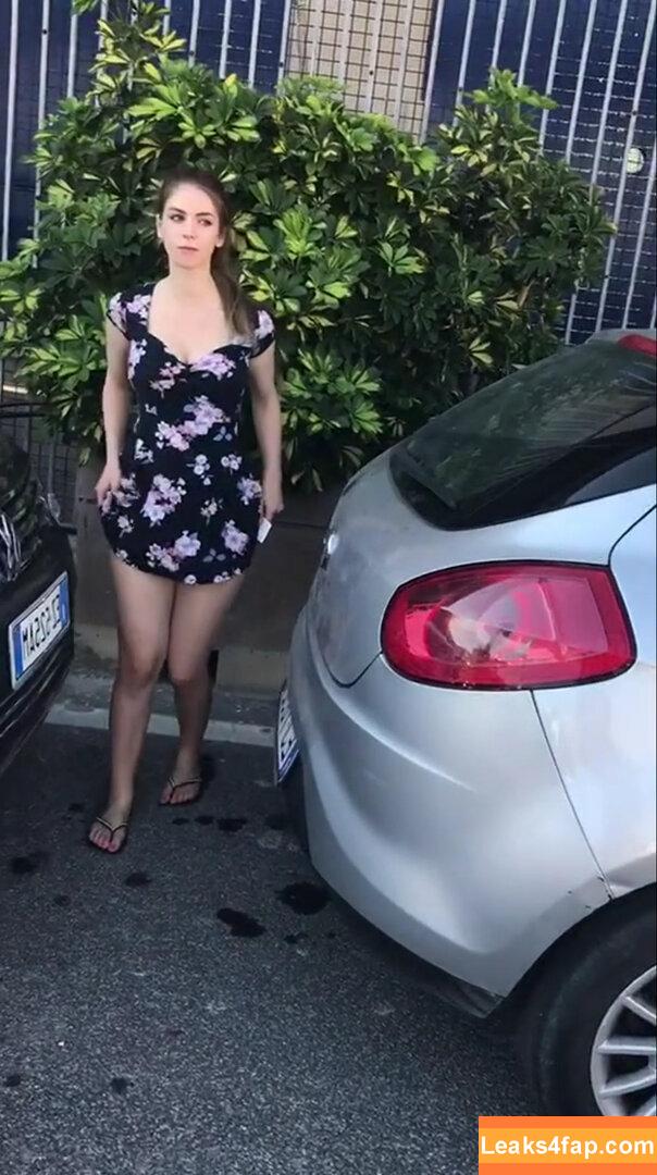 Stella Cox / Frolicme / Home Love / stella_cox / stella_h_cox / thestellacox leaked photo photo #0441