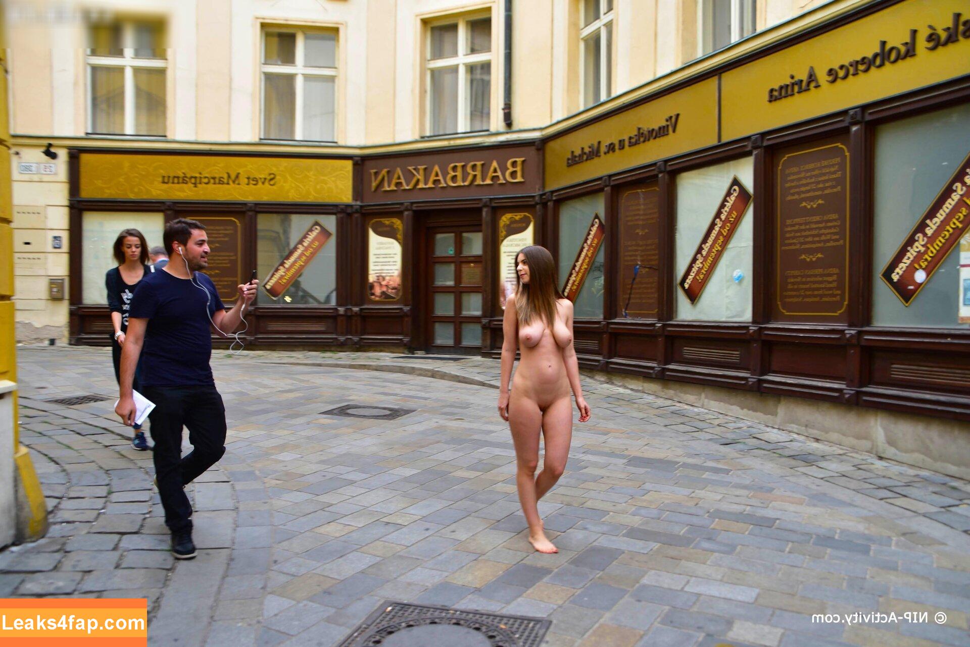 Stella Cox / Frolicme / Home Love / stella_cox / stella_h_cox / thestellacox leaked photo photo #0960