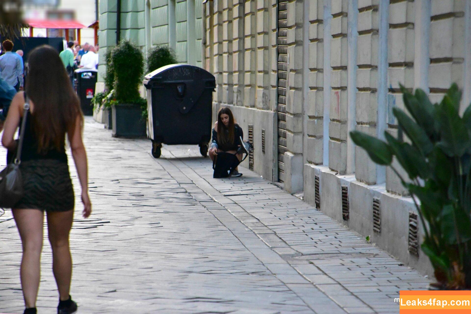 Stella Cox / Frolicme / Home Love / stella_cox / stella_h_cox / thestellacox leaked photo photo #0969