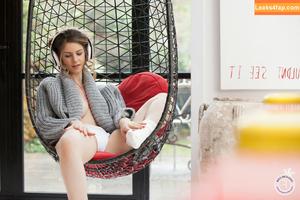 Stella Cox photo #0238