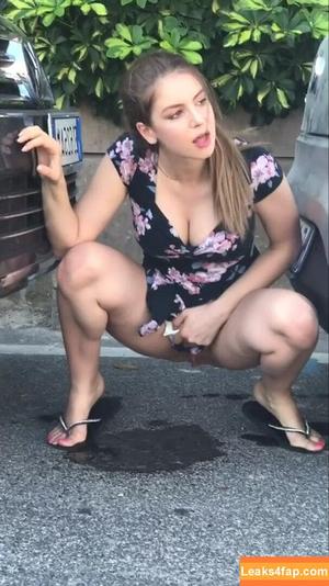 Stella Cox photo #0439