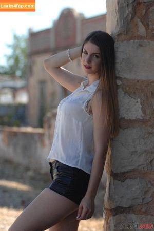 Stella Cox photo #0840