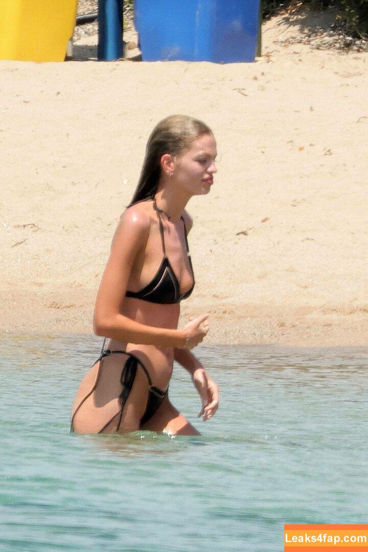 Stella Maxwell / stellamaxwell слитое фото фото #0031