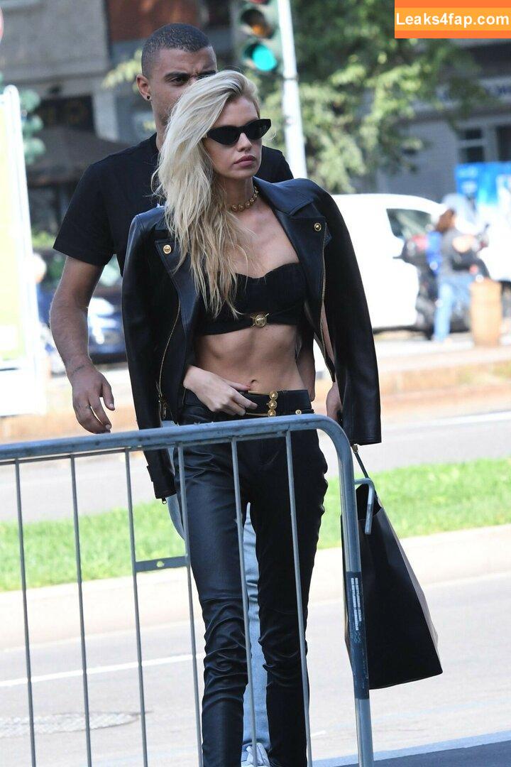 Stella Maxwell / stellamaxwell слитое фото фото #0169