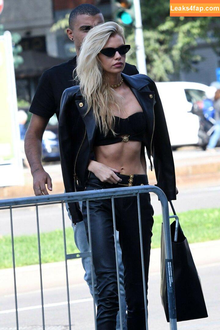 Stella Maxwell / stellamaxwell слитое фото фото #0170