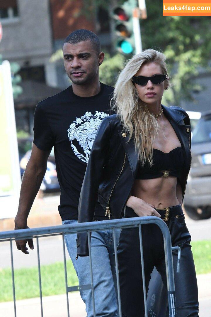 Stella Maxwell / stellamaxwell слитое фото фото #0171