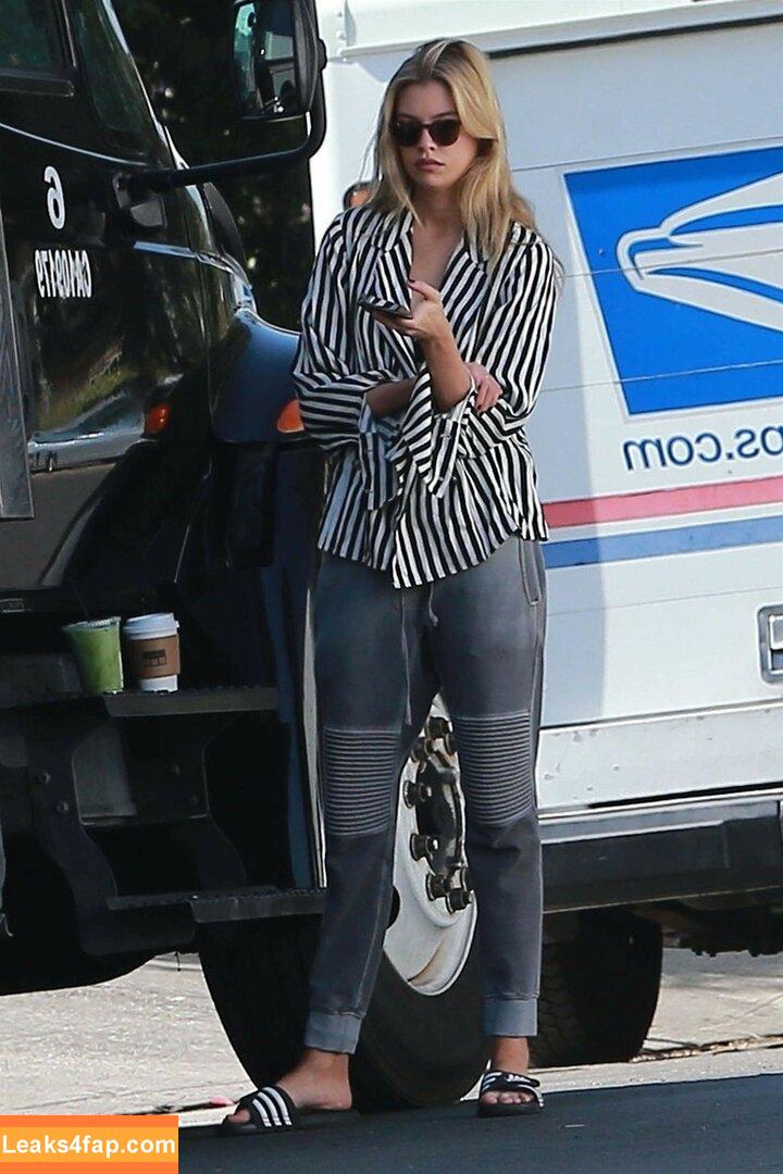 Stella Maxwell / stellamaxwell слитое фото фото #0190