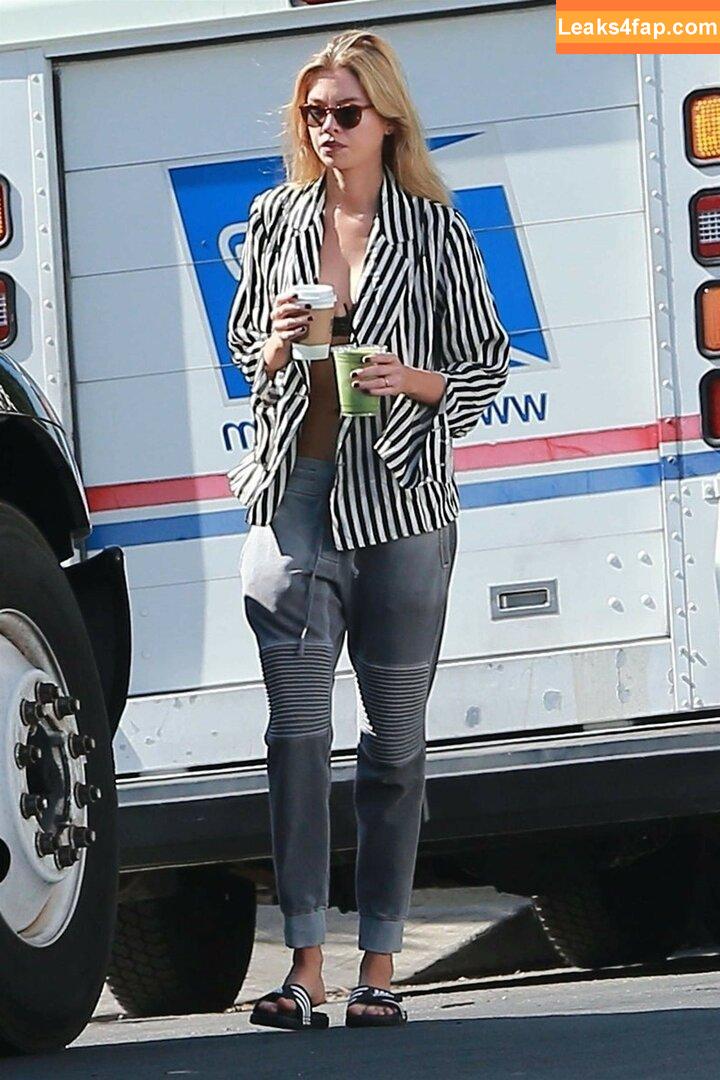 Stella Maxwell / stellamaxwell слитое фото фото #0194