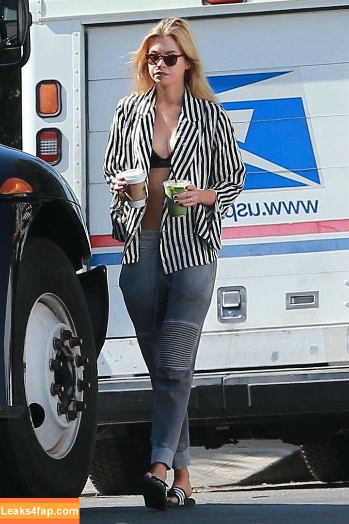 Stella Maxwell / stellamaxwell слитое фото фото #0203