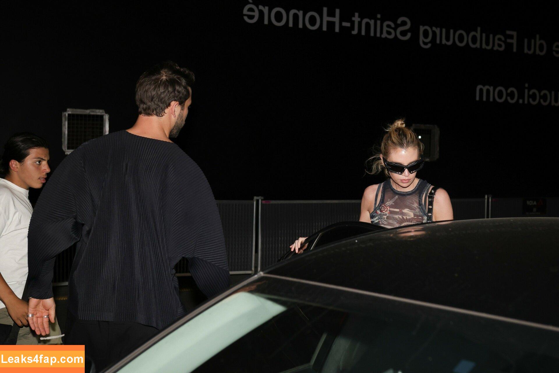 Stella Maxwell / stellamaxwell слитое фото фото #0220