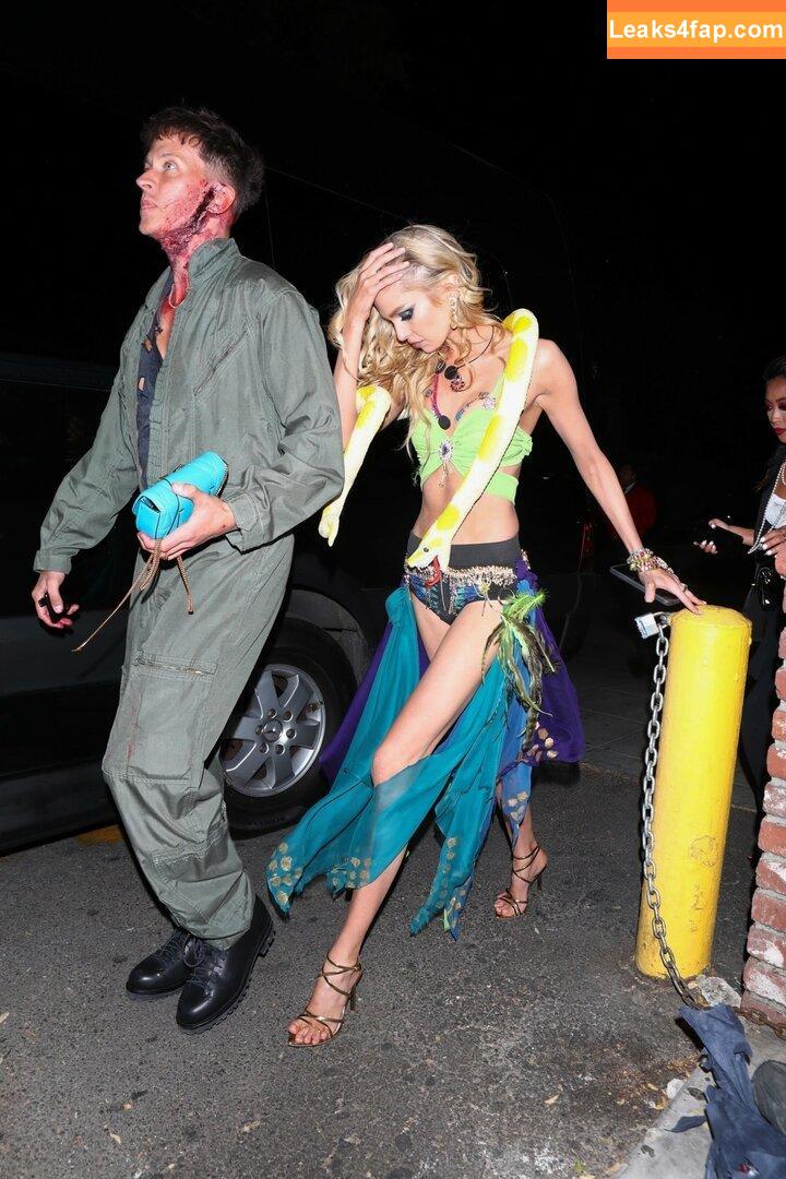 Stella Maxwell / stellamaxwell слитое фото фото #0265