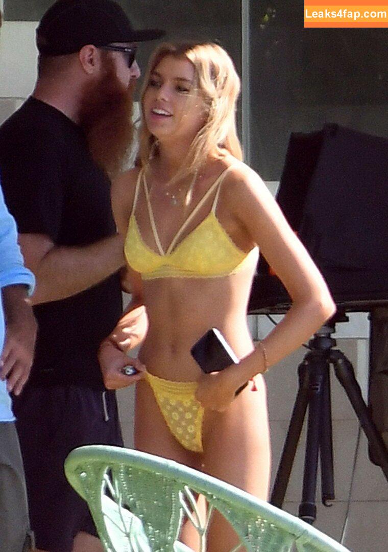 Stella Maxwell / stellamaxwell слитое фото фото #0327