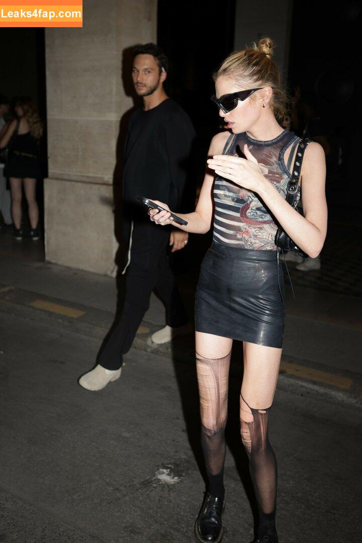 Stella Maxwell / stellamaxwell слитое фото фото #0528