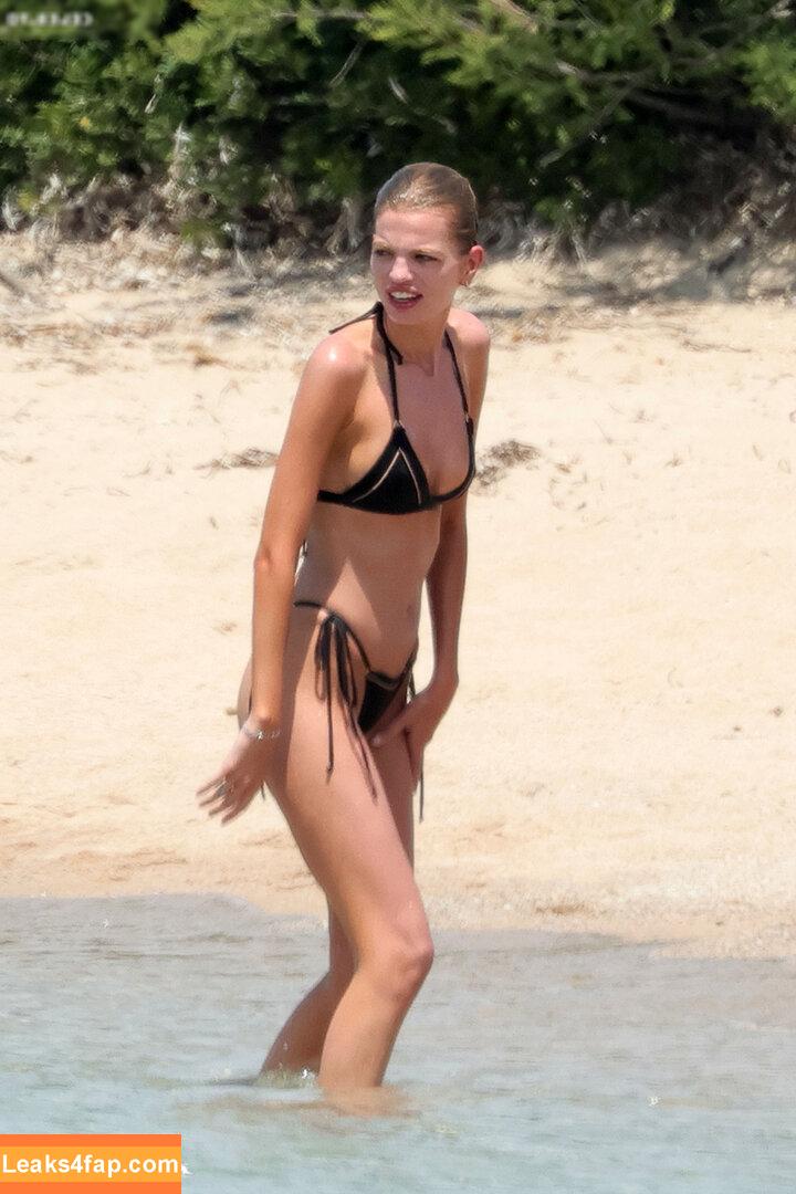 Stella Maxwell / stellamaxwell слитое фото фото #0668