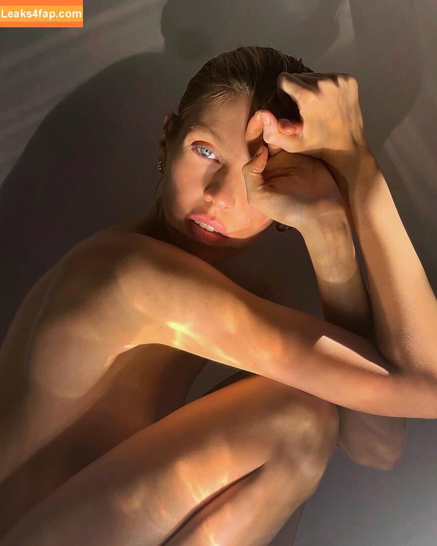 Stella Maxwell / stellamaxwell слитое фото фото #0671