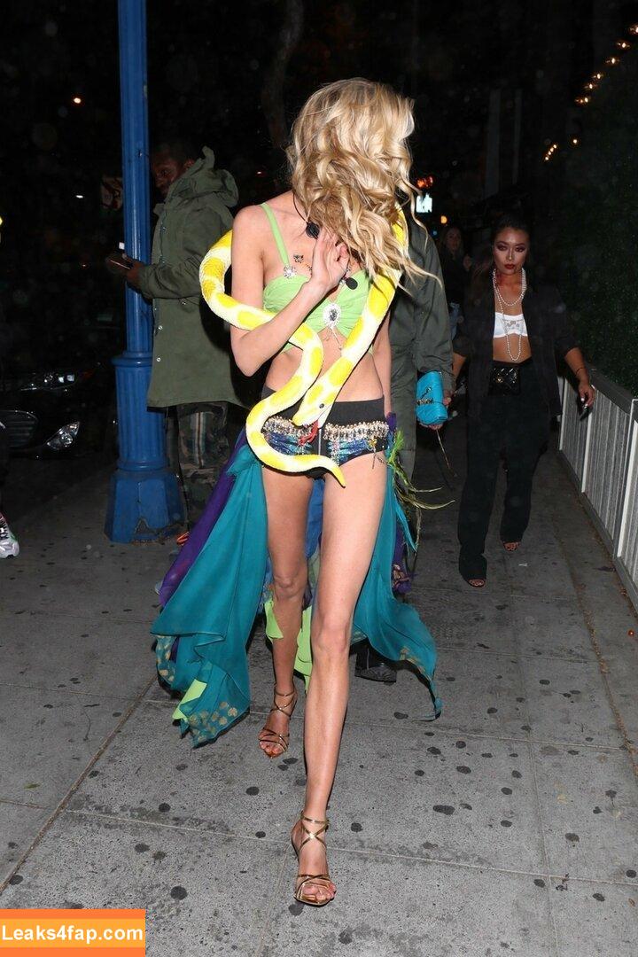 Stella Maxwell / stellamaxwell слитое фото фото #0704