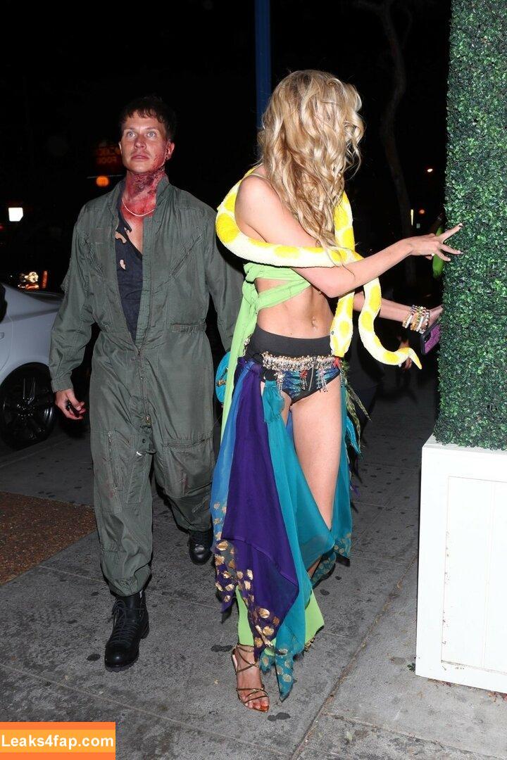 Stella Maxwell / stellamaxwell слитое фото фото #0705