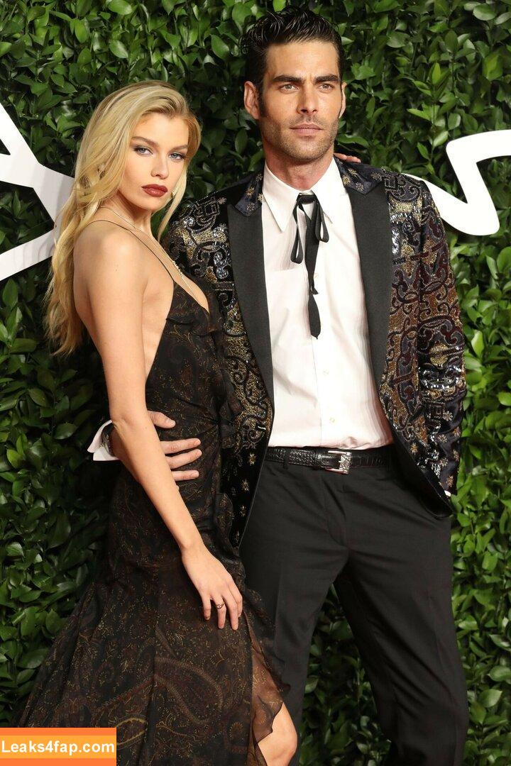 Stella Maxwell / stellamaxwell слитое фото фото #0751