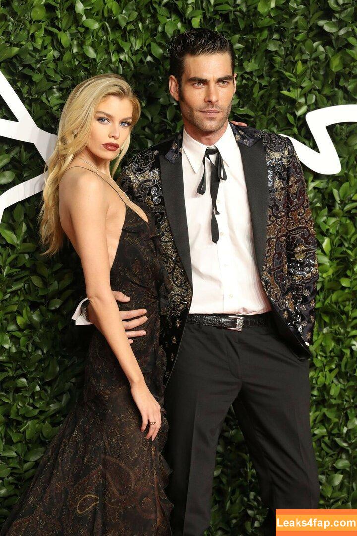 Stella Maxwell / stellamaxwell слитое фото фото #0752