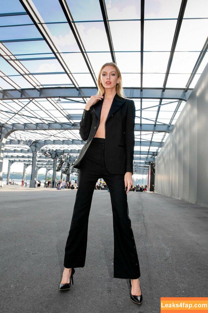 Stella Maxwell / stellamaxwell слитое фото фото #0776