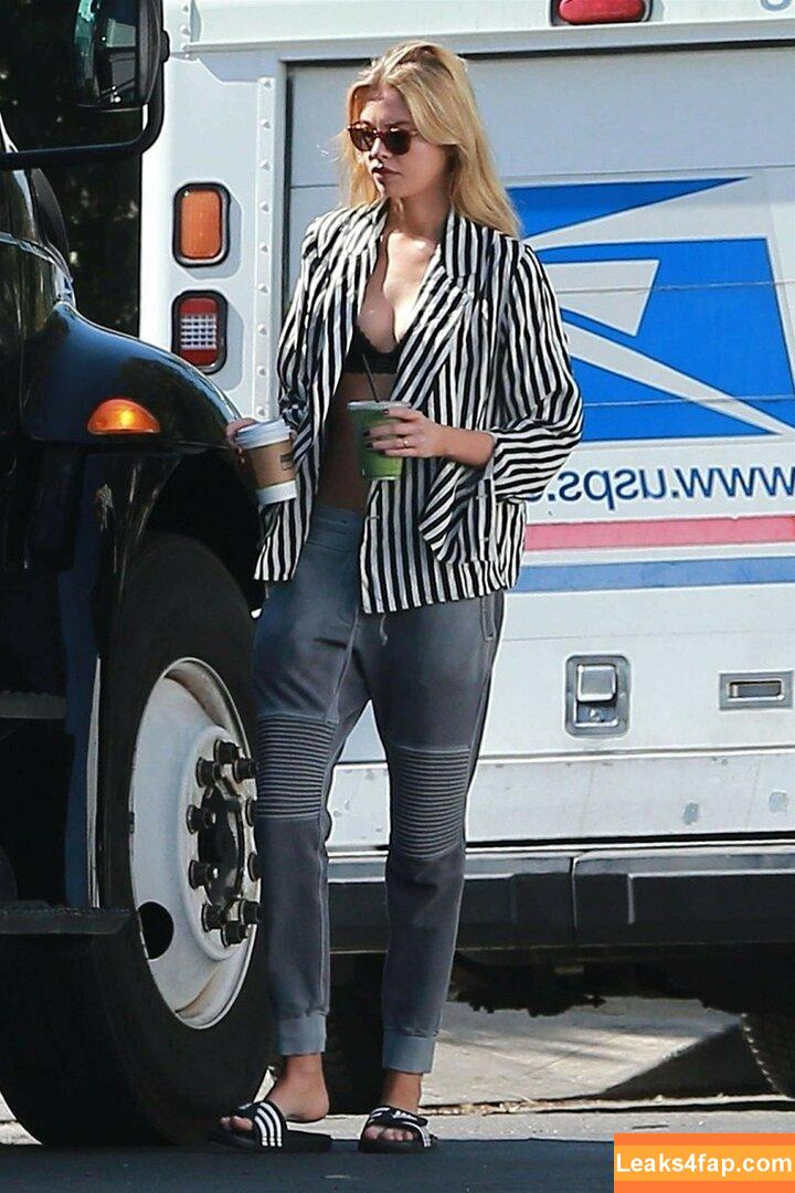 Stella Maxwell / stellamaxwell слитое фото фото #0785