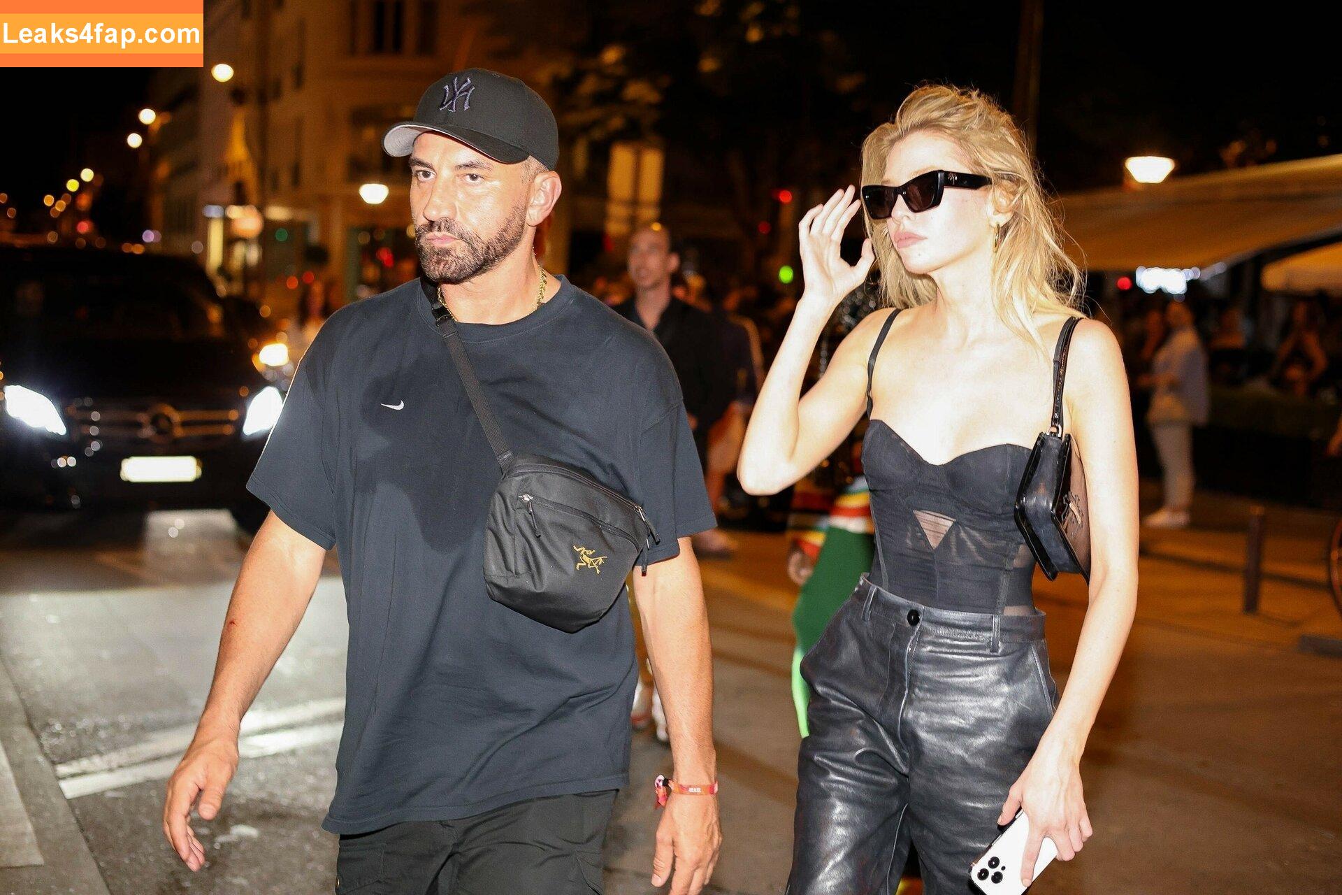 Stella Maxwell / stellamaxwell слитое фото фото #0825