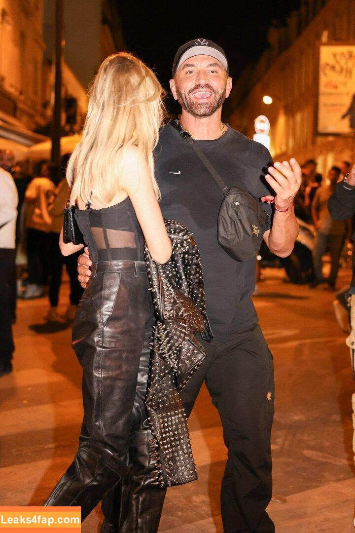 Stella Maxwell / stellamaxwell слитое фото фото #0838