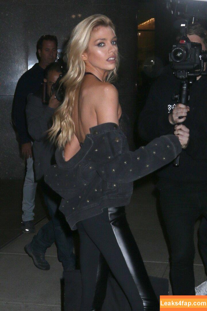 Stella Maxwell / stellamaxwell слитое фото фото #0896