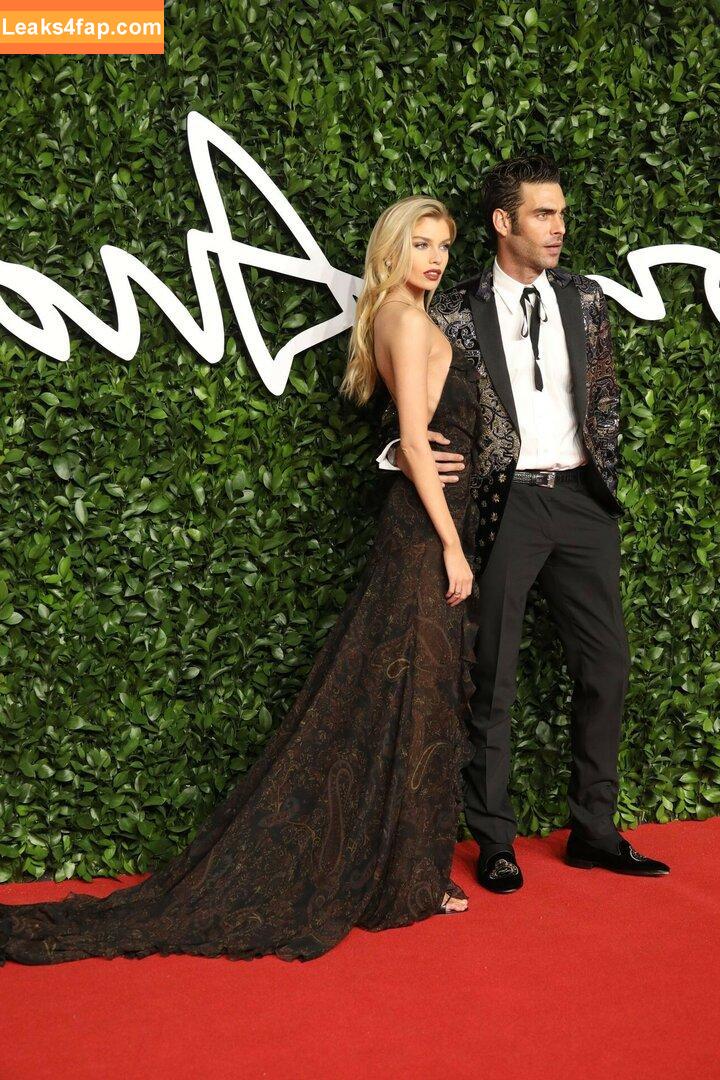 Stella Maxwell / stellamaxwell слитое фото фото #0940