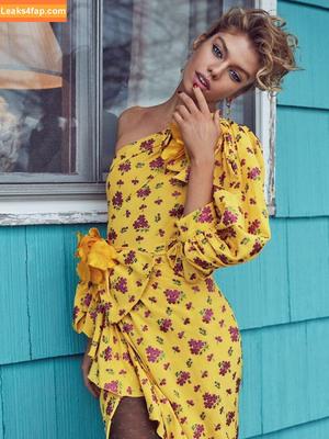 Stella Maxwell фото #0064