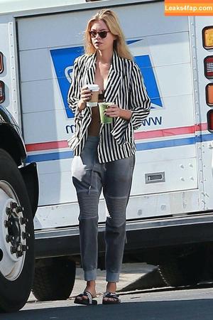 Stella Maxwell фото #0194