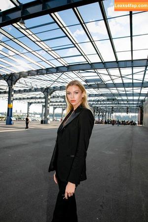 Stella Maxwell фото #0209