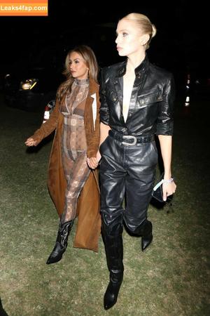 Stella Maxwell фото #0366