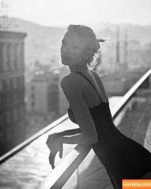 Stella Maxwell фото #0399