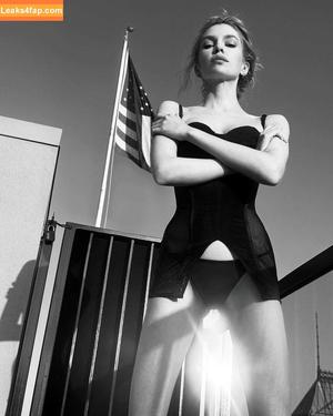 Stella Maxwell фото #0402