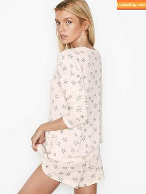 Stella Maxwell фото #0451