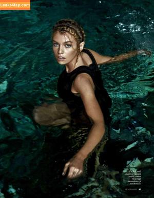 Stella Maxwell фото #0543