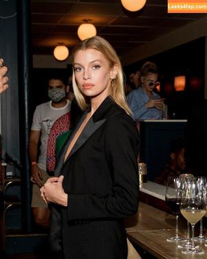 Stella Maxwell фото #0780