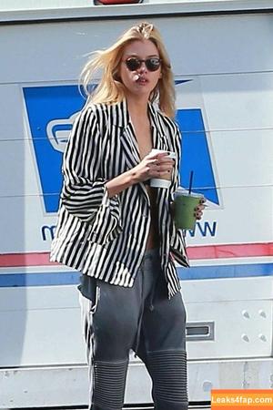 Stella Maxwell фото #0788