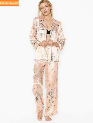 Stella Maxwell фото #0950