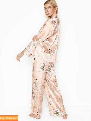 Stella Maxwell фото #0951