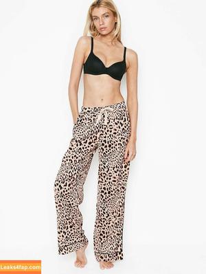 Stella Maxwell фото #0969