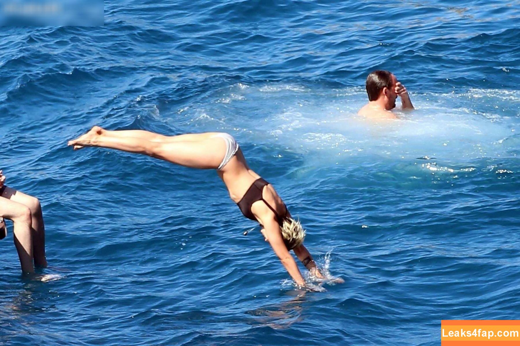 Stella Maxwell / stellamaxwell leaked photo photo #2113