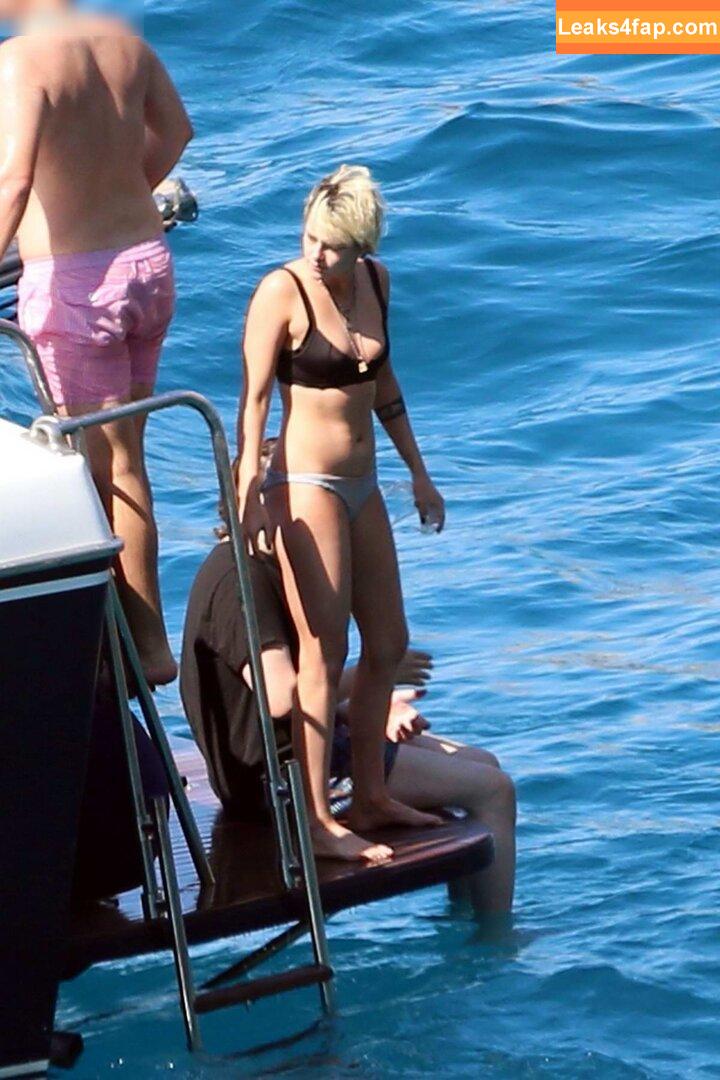 Stella Maxwell / stellamaxwell leaked photo photo #2116