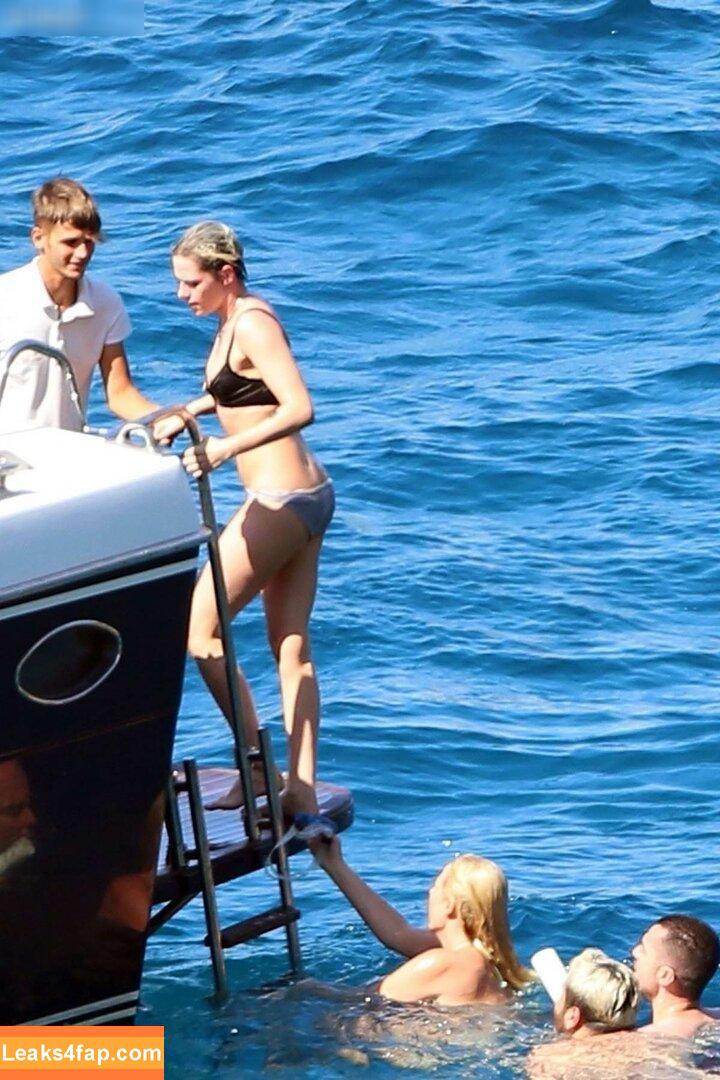 Stella Maxwell / stellamaxwell leaked photo photo #2118
