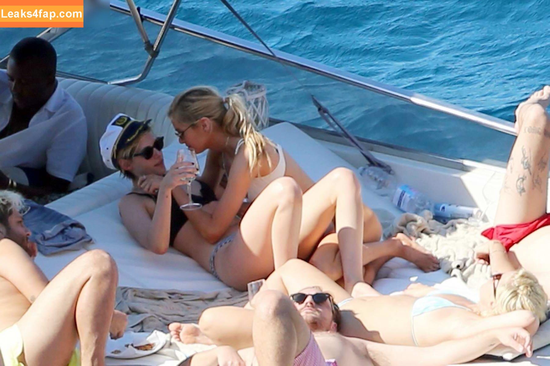 Stella Maxwell / stellamaxwell leaked photo photo #2135
